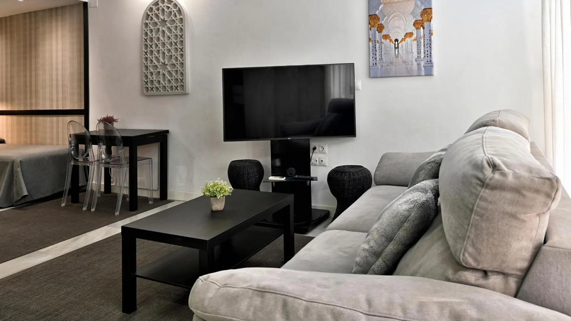 公寓 Love Rent4 Malaga La Malaqueta 2